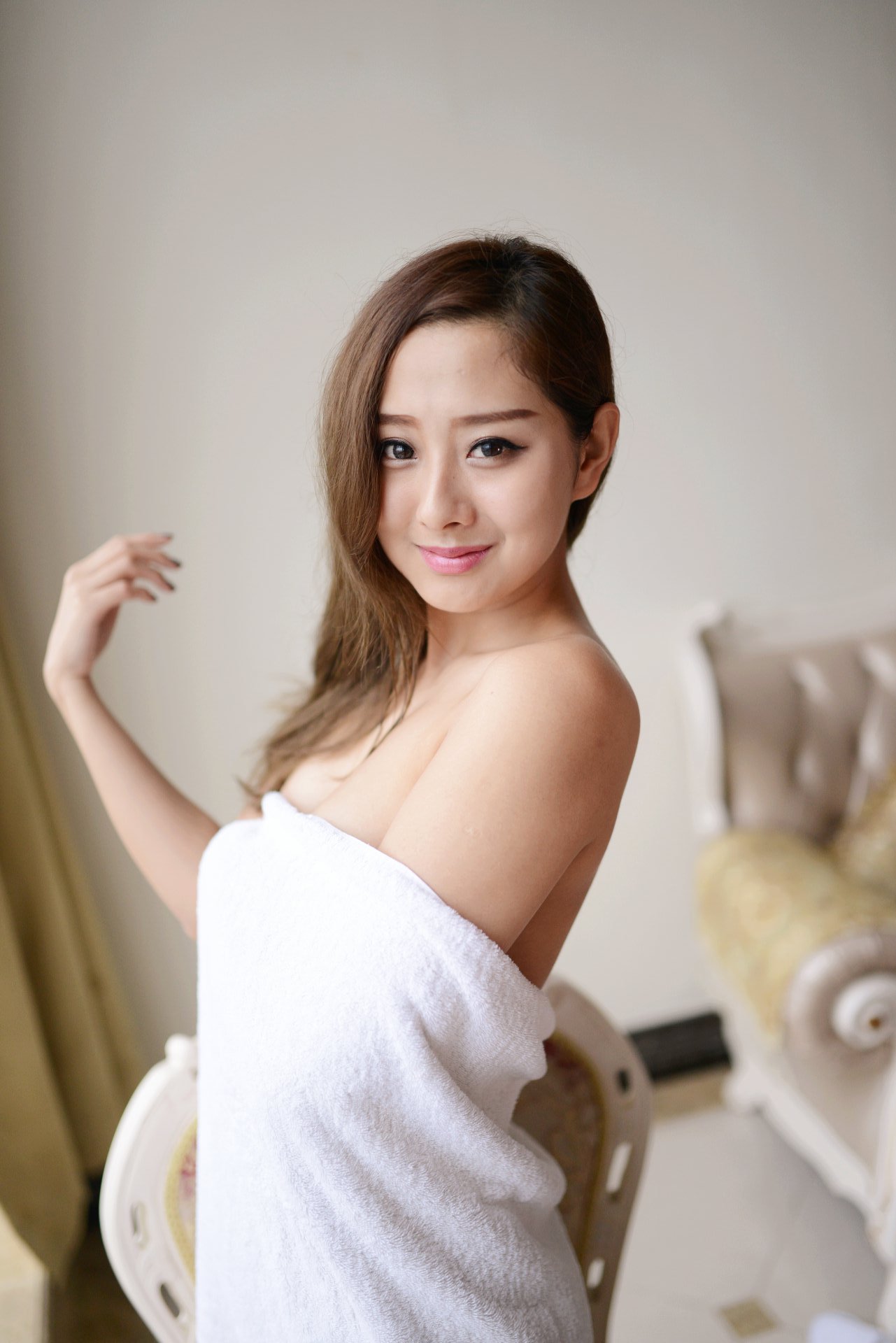 极品国模于子涵宾馆大尺度性爱私拍套图 - 未分类人体摄影